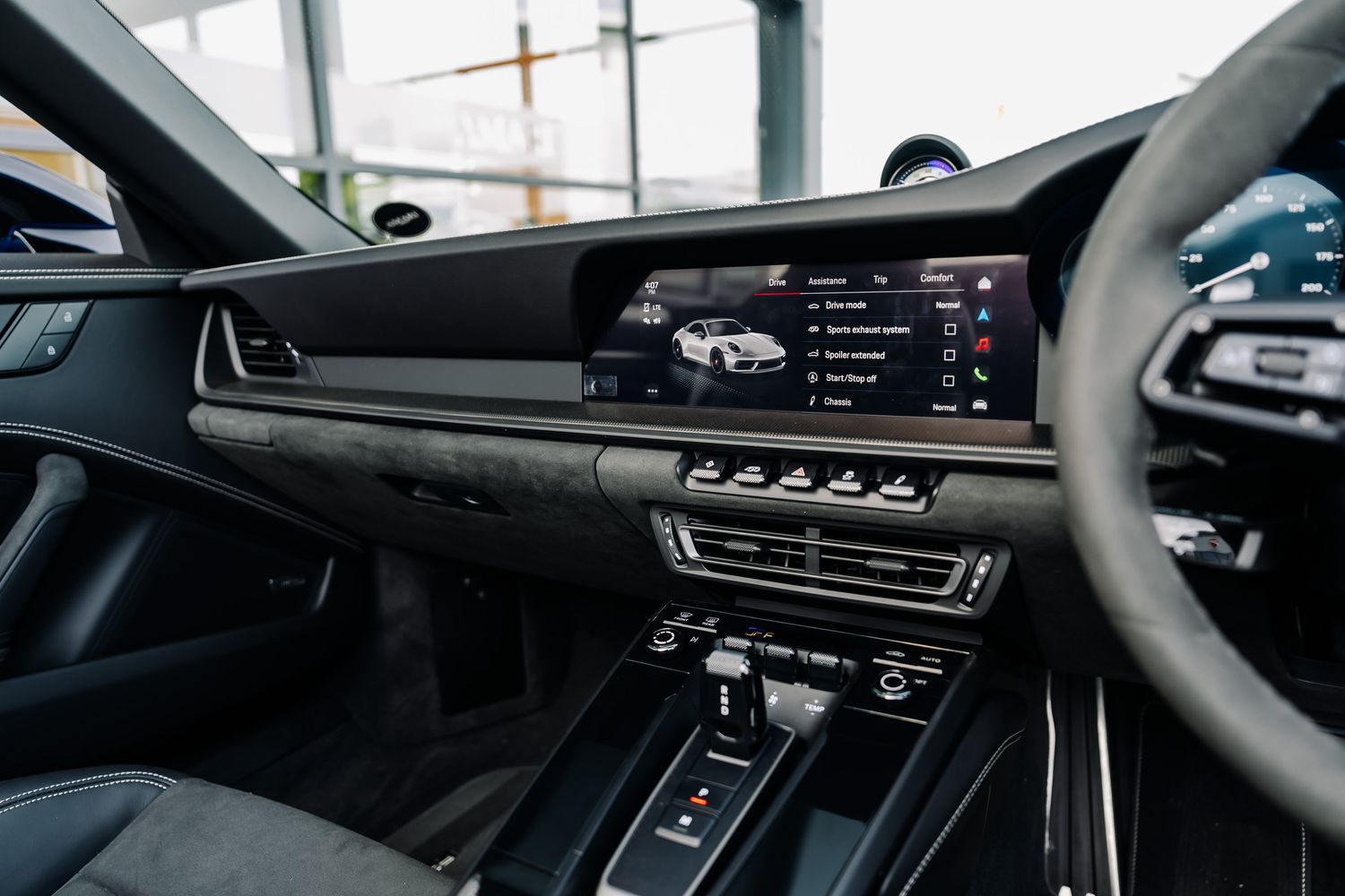 Porsche 911 992 Carrera 4 GTS Convertible
