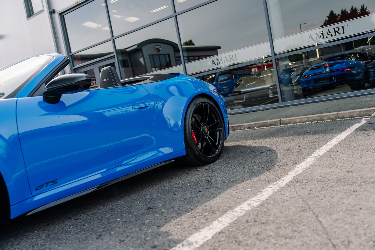 Porsche 911 992 Carrera 4 GTS Convertible