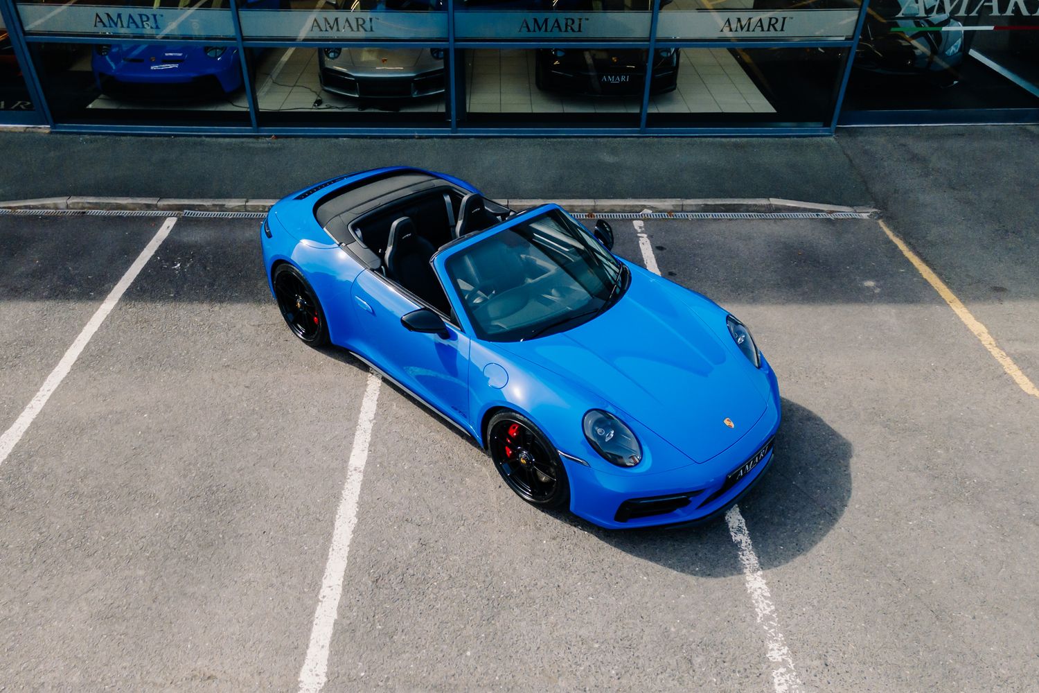 Porsche 911 992 Carrera 4 GTS Convertible