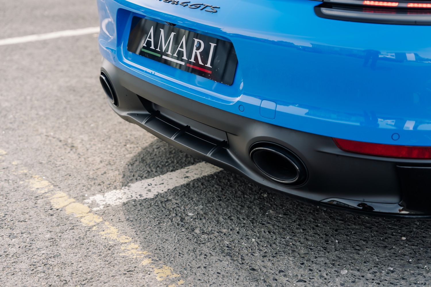 Porsche 911 992 Carrera 4 GTS Convertible