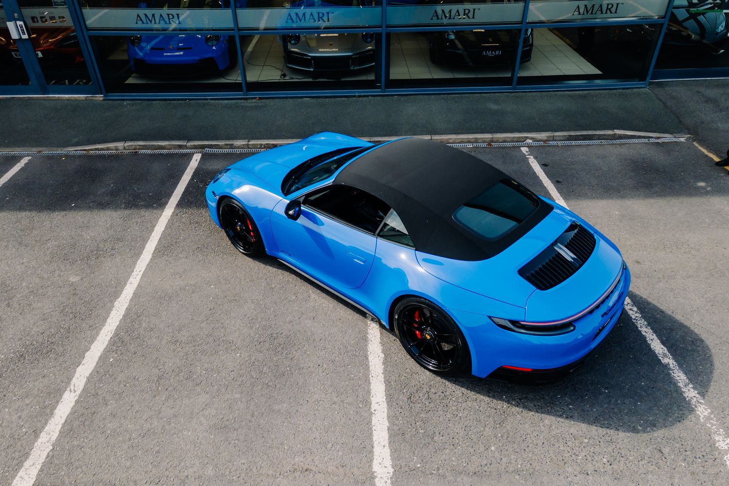 Porsche 911 992 Carrera 4 GTS Convertible