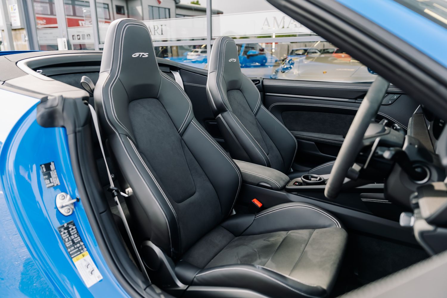 Porsche 911 992 Carrera 4 GTS Convertible