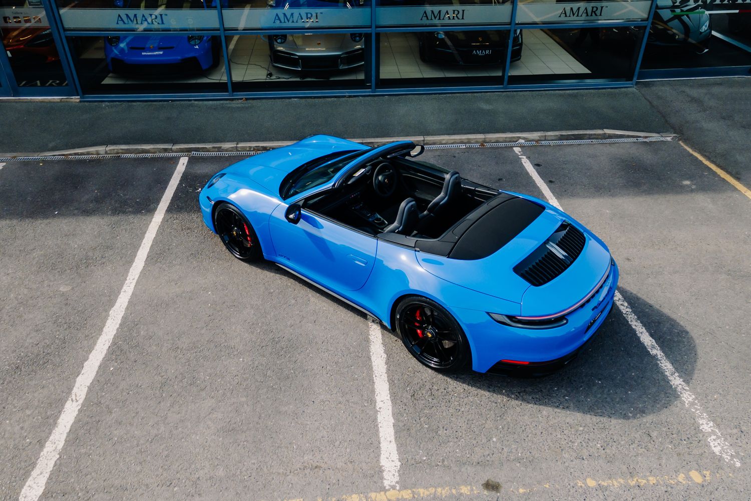 Porsche 911 992 Carrera 4 GTS Convertible