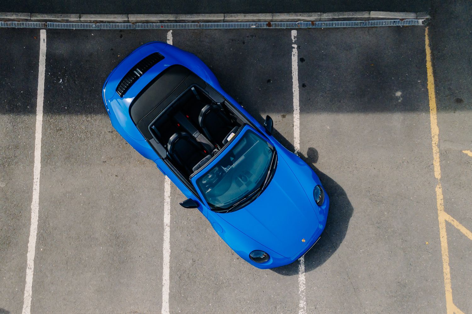 Porsche 911 992 Carrera 4 GTS Convertible
