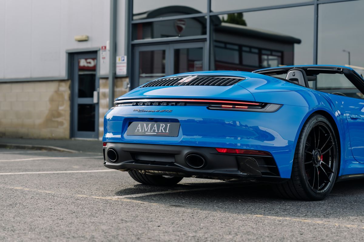 Porsche 911 992 Carrera 4 GTS Convertible