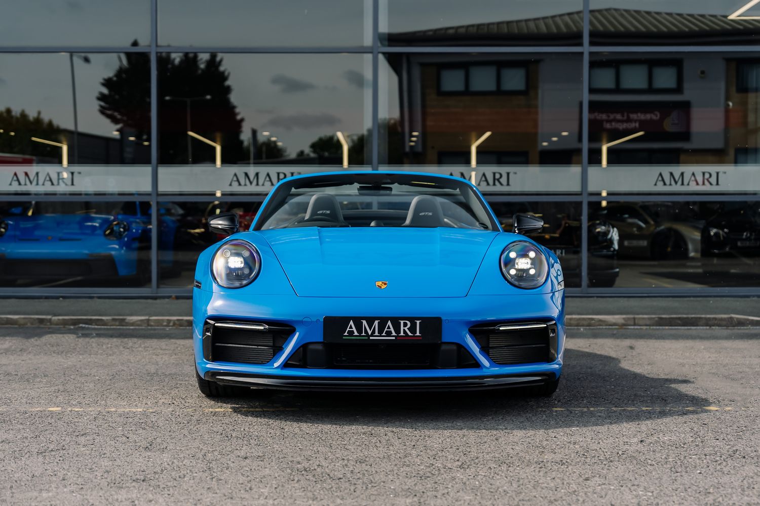 Porsche 911 992 Carrera 4 GTS Convertible