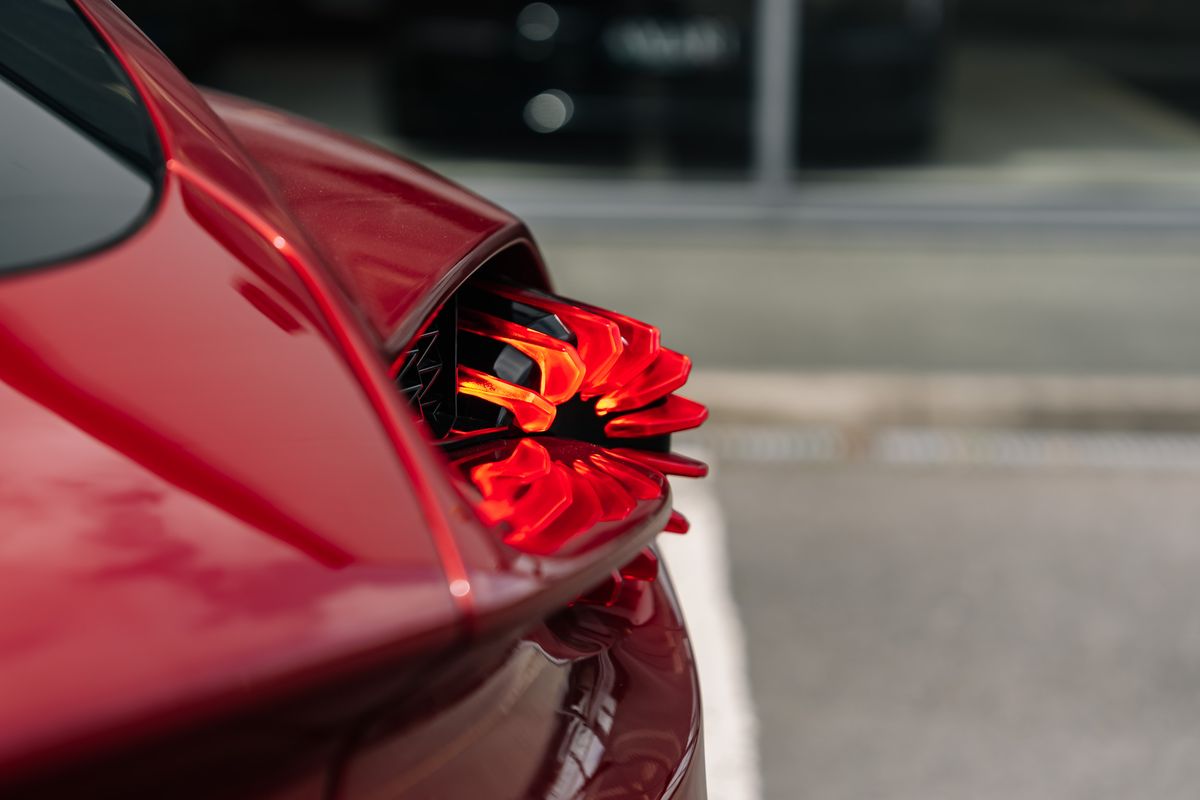 Aston Martin Vanquish Zagato Shooting Brake V12