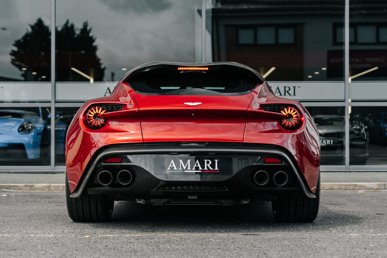 Aston Martin Vanquish Zagato Shooting Brake V12