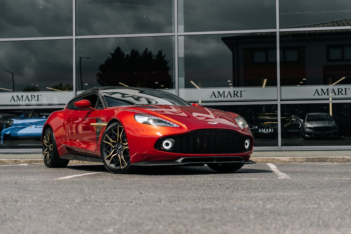 Aston Martin Vanquish Zagato Shooting Brake V12