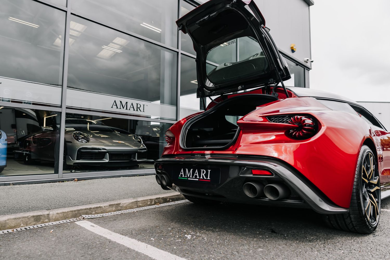 Aston Martin Vanquish Zagato Shooting Brake V12