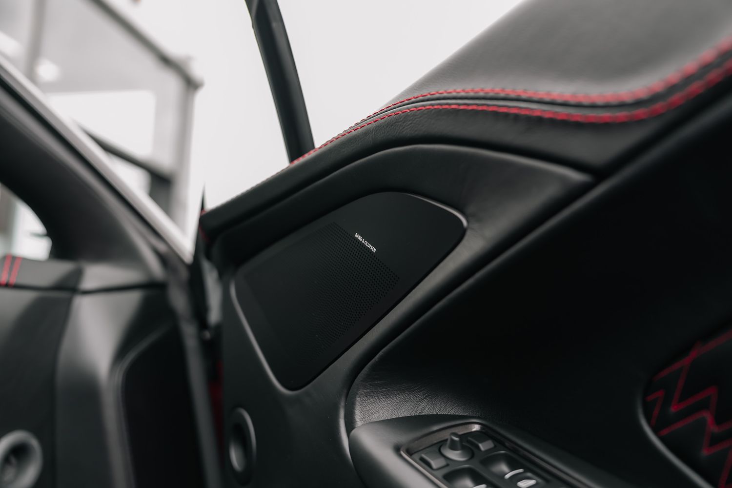 Aston Martin Vanquish Zagato Shooting Brake V12
