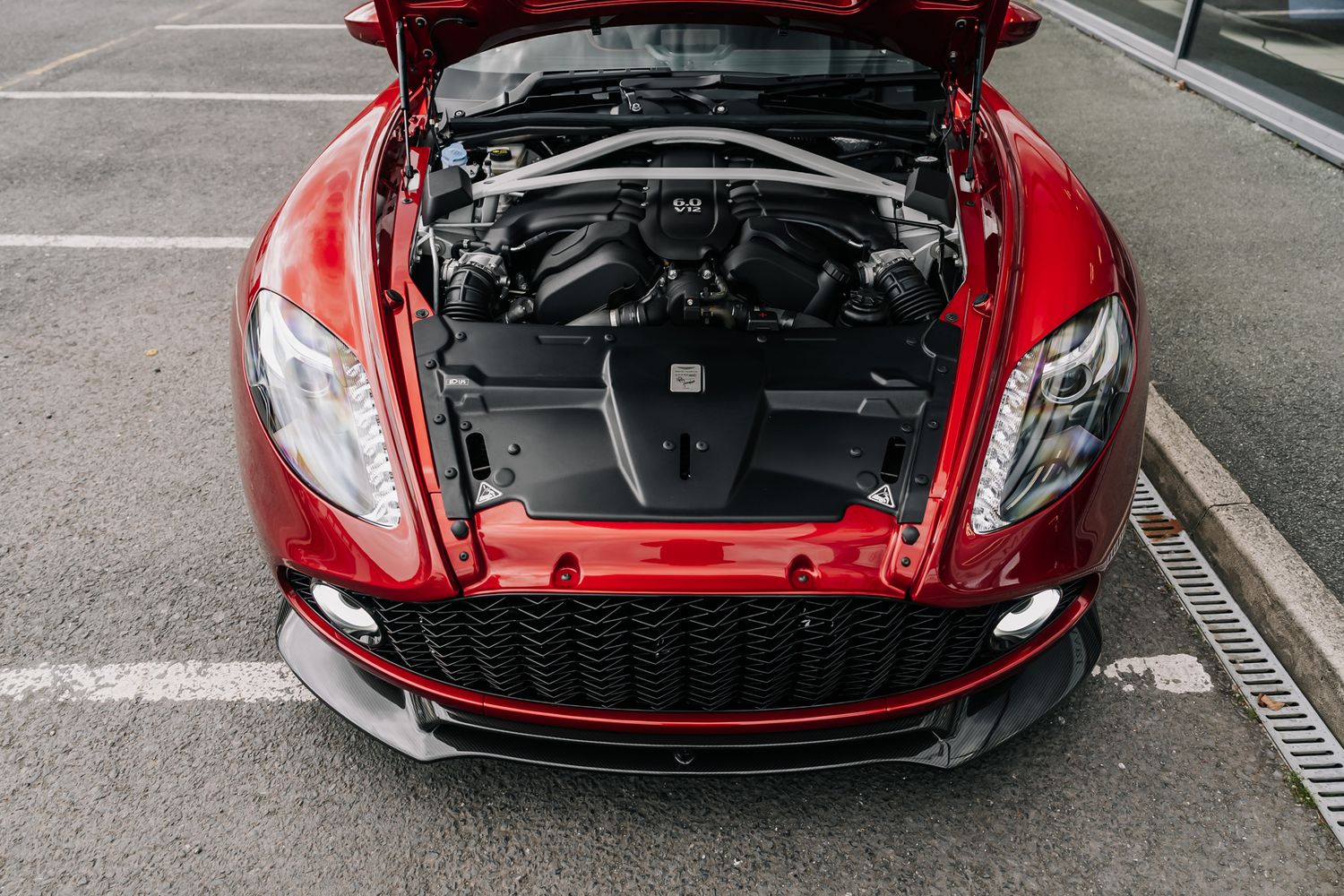 Aston Martin Vanquish Zagato Shooting Brake V12