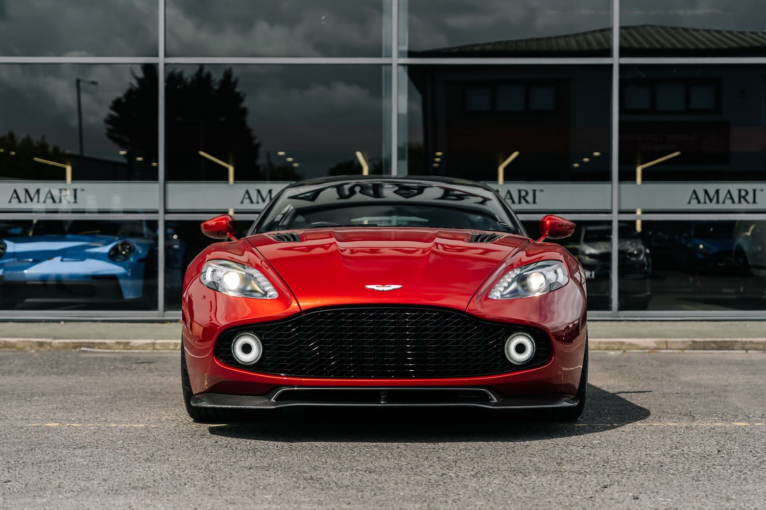 Aston Martin Vanquish Zagato Shooting Brake V12