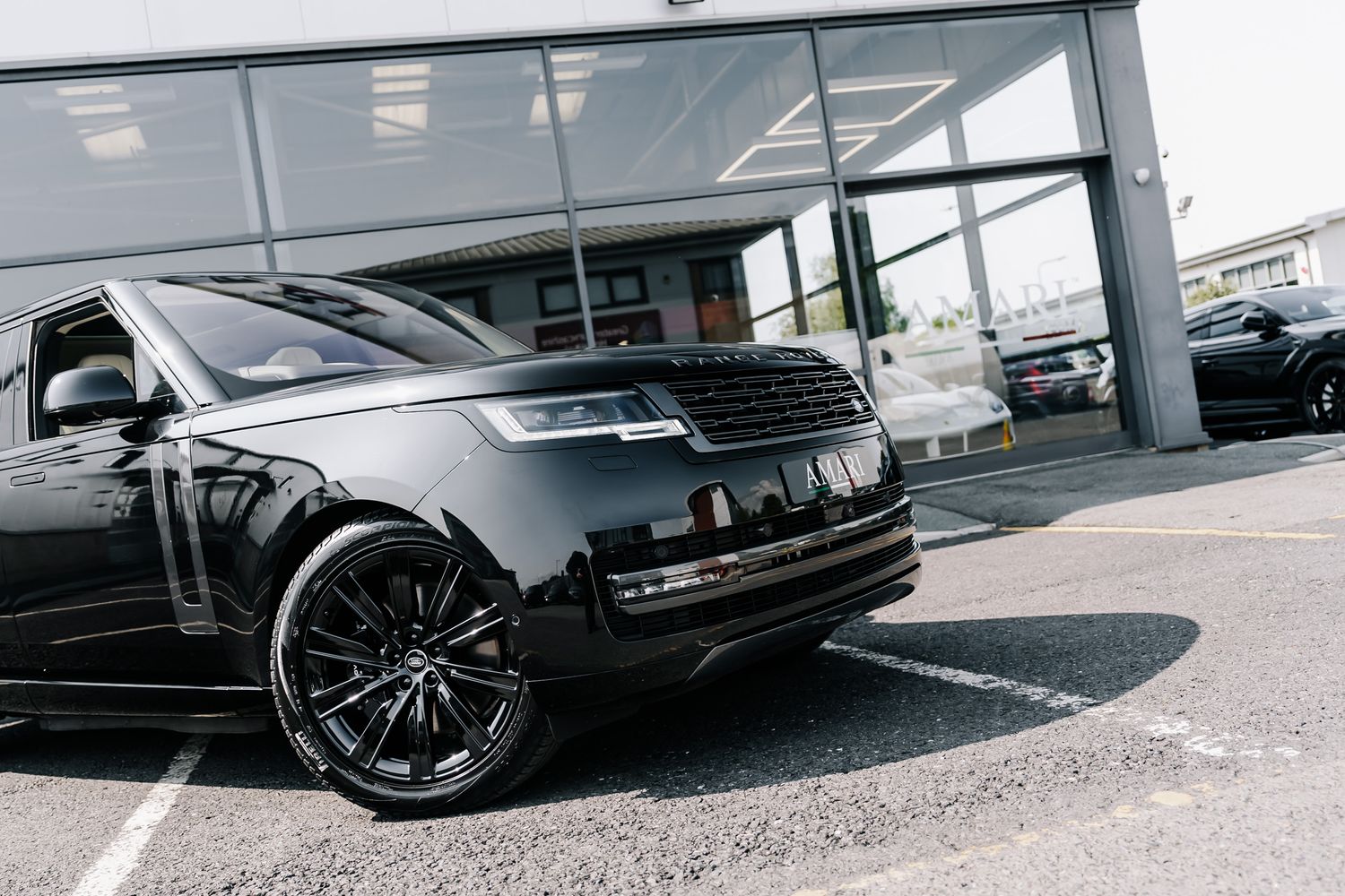 Land Rover Range Rover First Edition PHEV