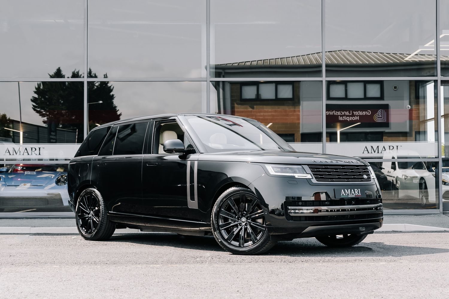 Land Rover Range Rover First Edition PHEV