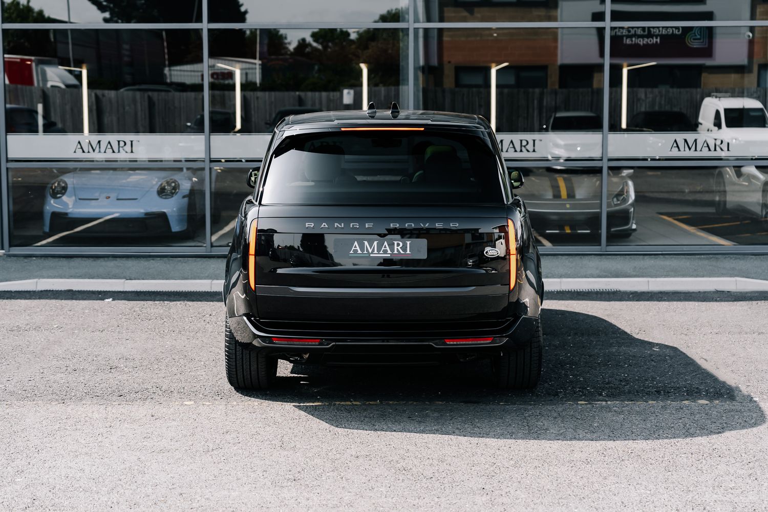 Land Rover Range Rover First Edition PHEV
