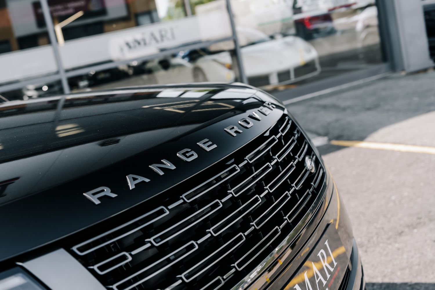 Land Rover Range Rover First Edition PHEV