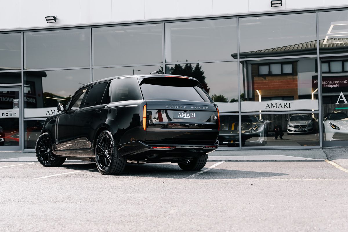 Land Rover Range Rover First Edition PHEV