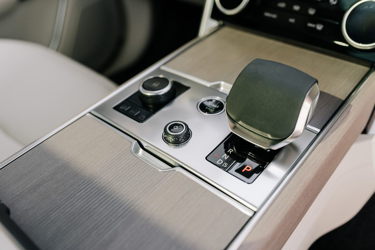 Land Rover Range Rover First Edition PHEV