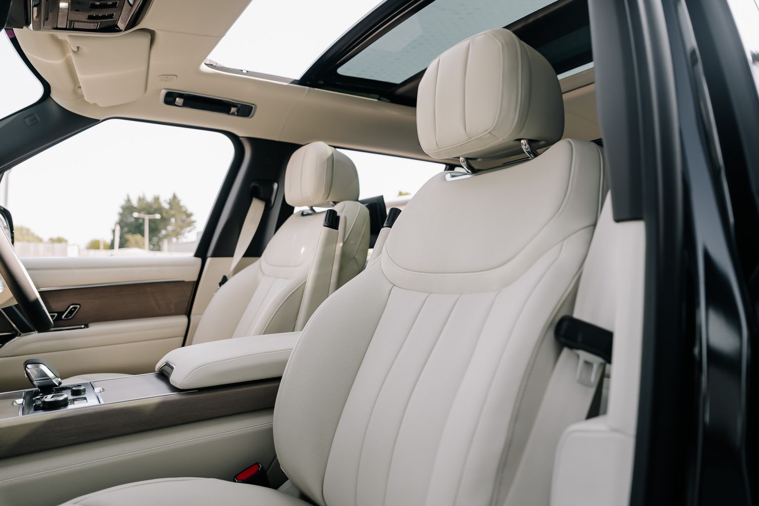 Land Rover Range Rover First Edition PHEV