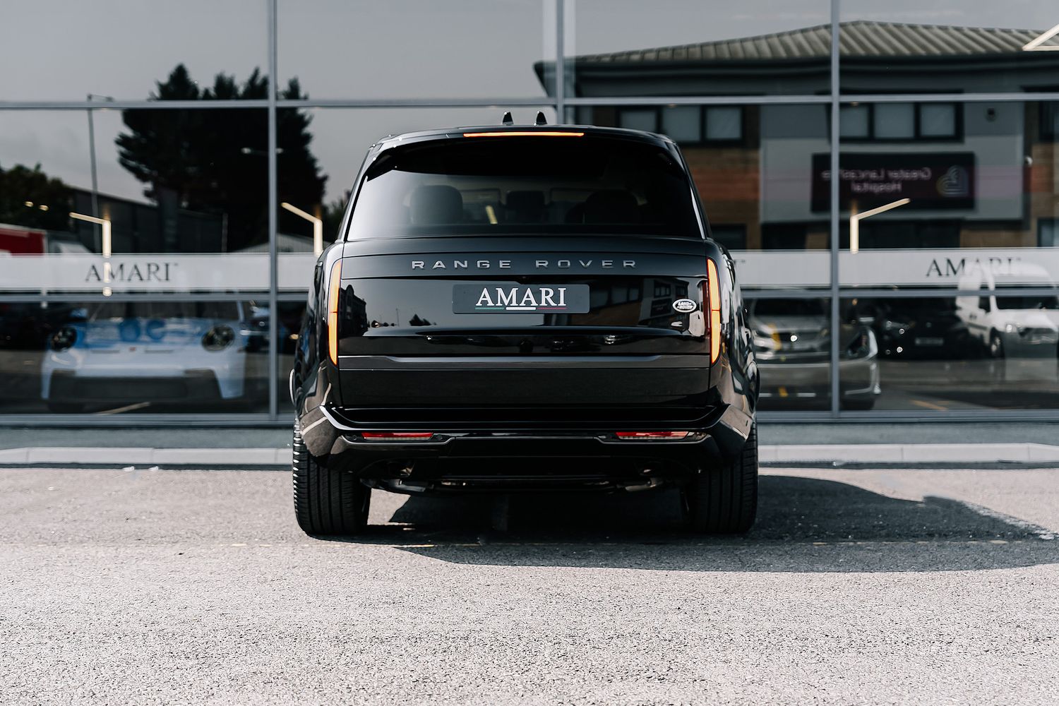 Land Rover Range Rover First Edition PHEV