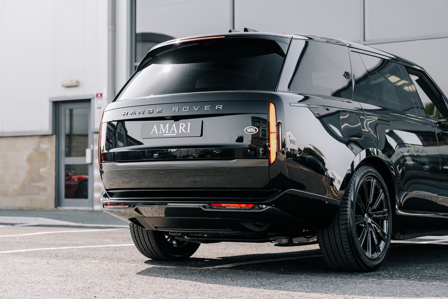 Land Rover Range Rover First Edition PHEV