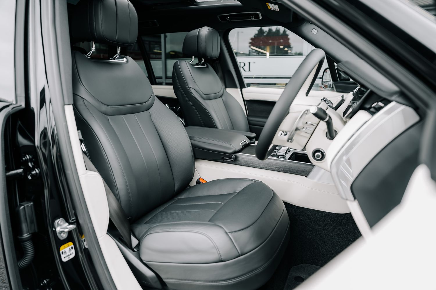 Land Rover Range Rover Autobiography P400 MHEV