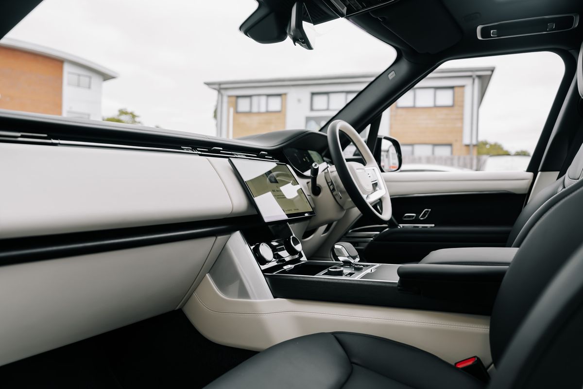 Land Rover Range Rover Autobiography P400 MHEV