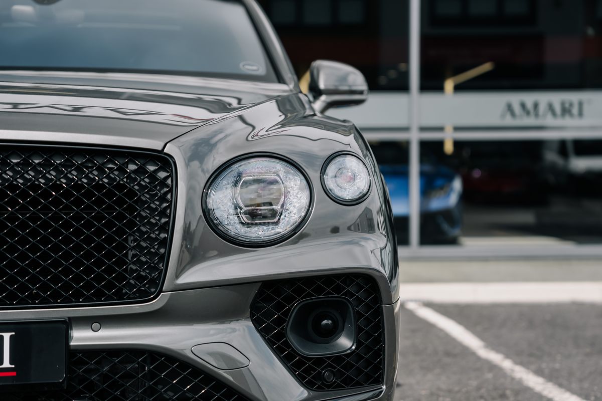 Bentley Bentayga Hybrid V6