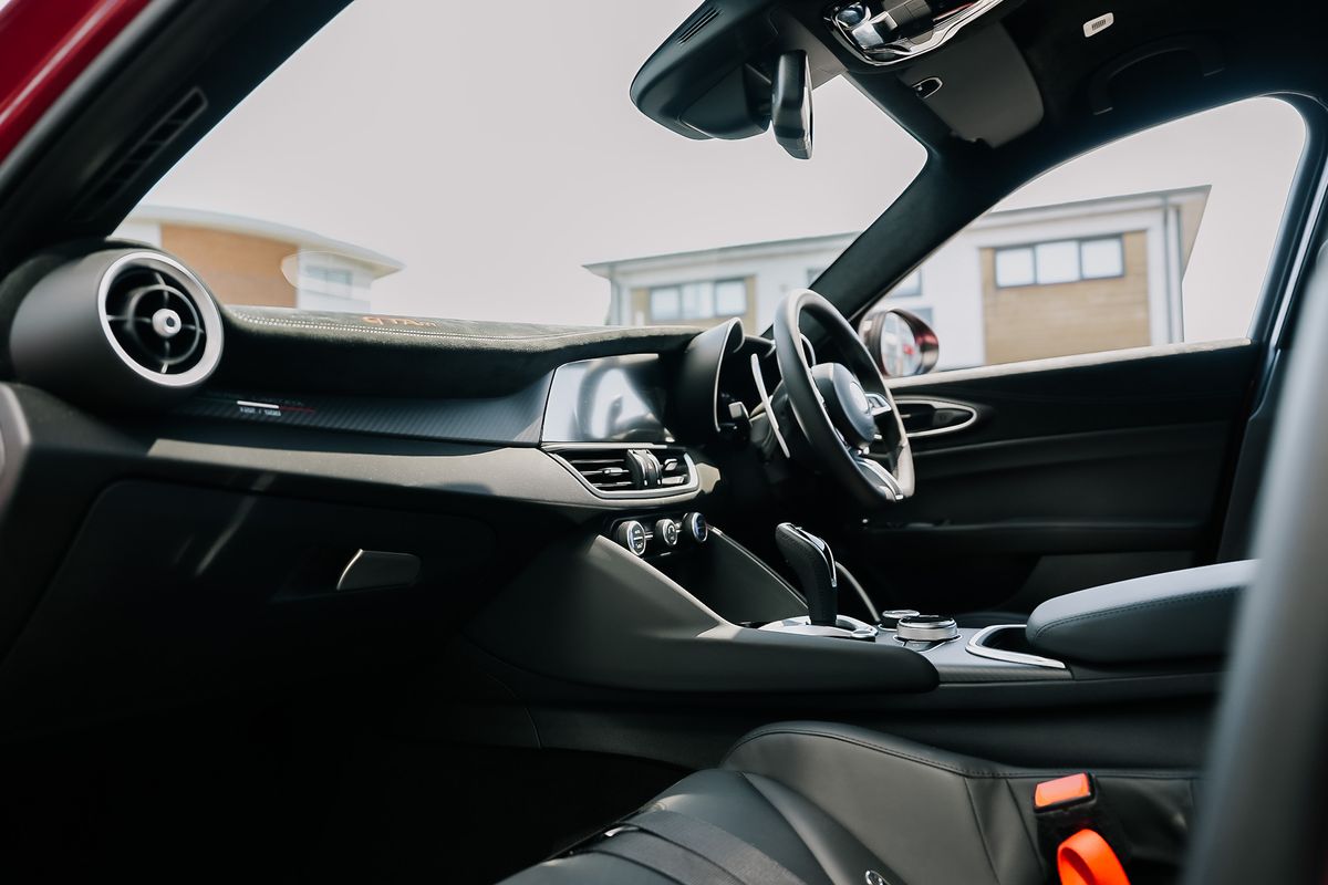 ALFA ROMEO GIULIA GTAM Bi-Turbo Auto