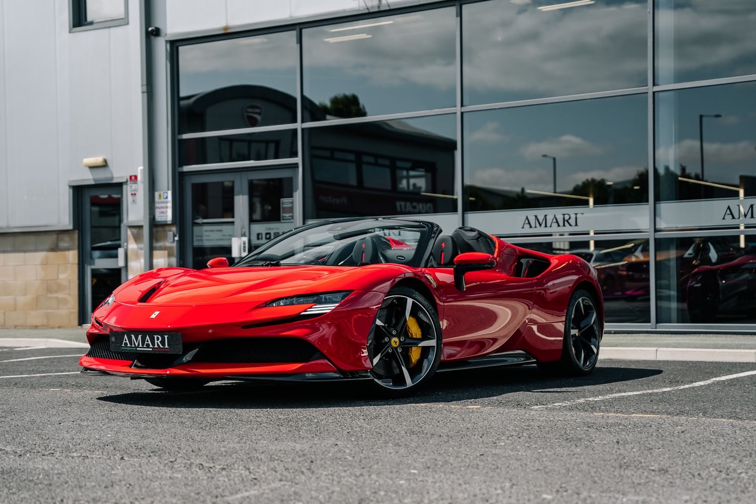 Ferrari SF90 Spider