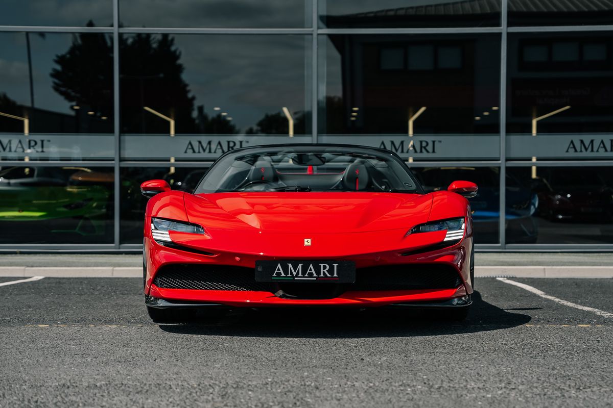 Ferrari SF90 Spider