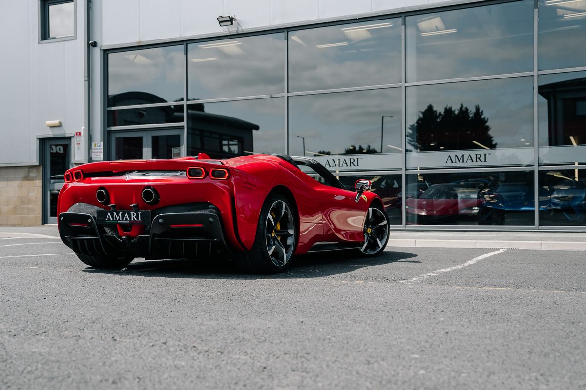 Ferrari SF90 Spider
