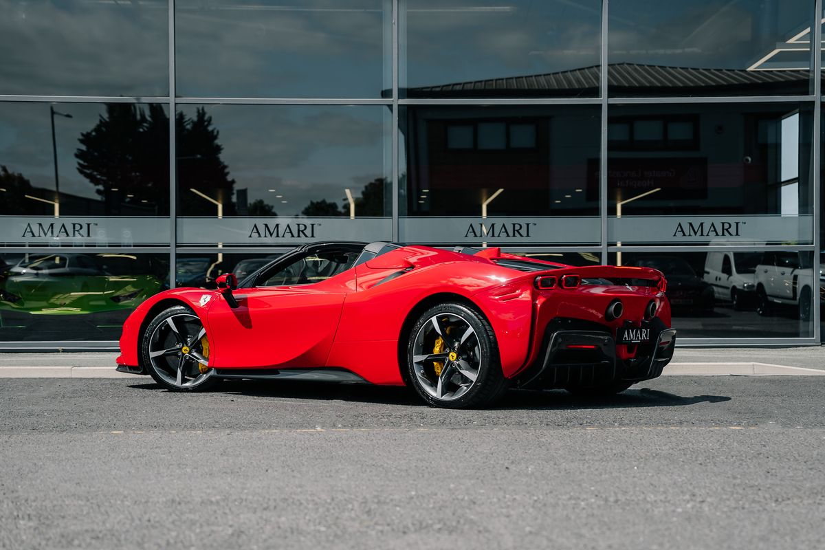 Ferrari SF90 Spider