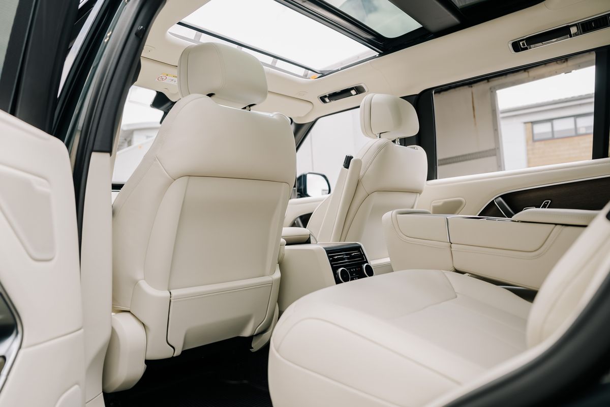 Land Rover Range Rover Autobiography LWB D350 MHEV