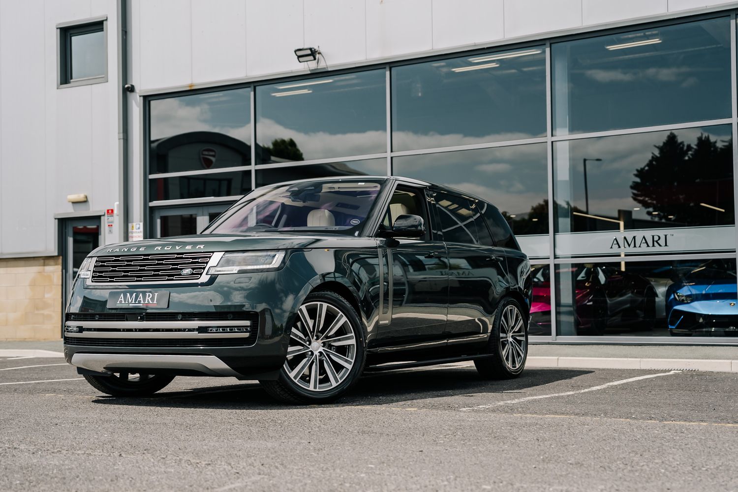 Land Rover Range Rover Autobiography LWB D350 MHEV