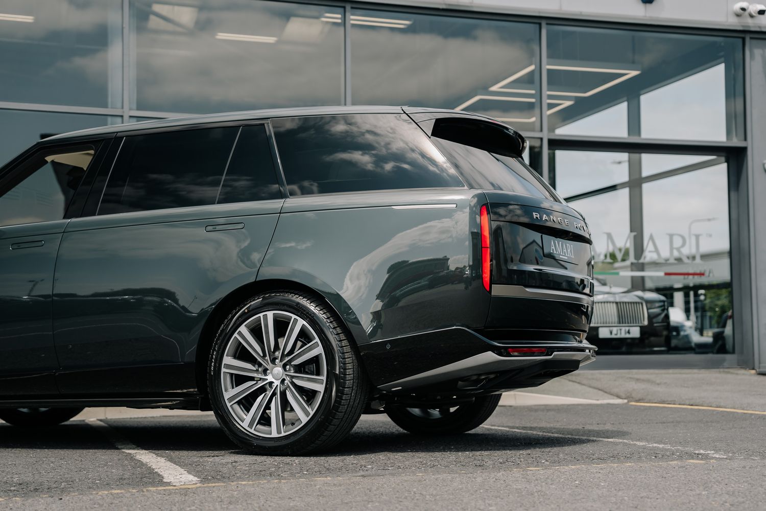 Land Rover Range Rover Autobiography LWB D350 MHEV