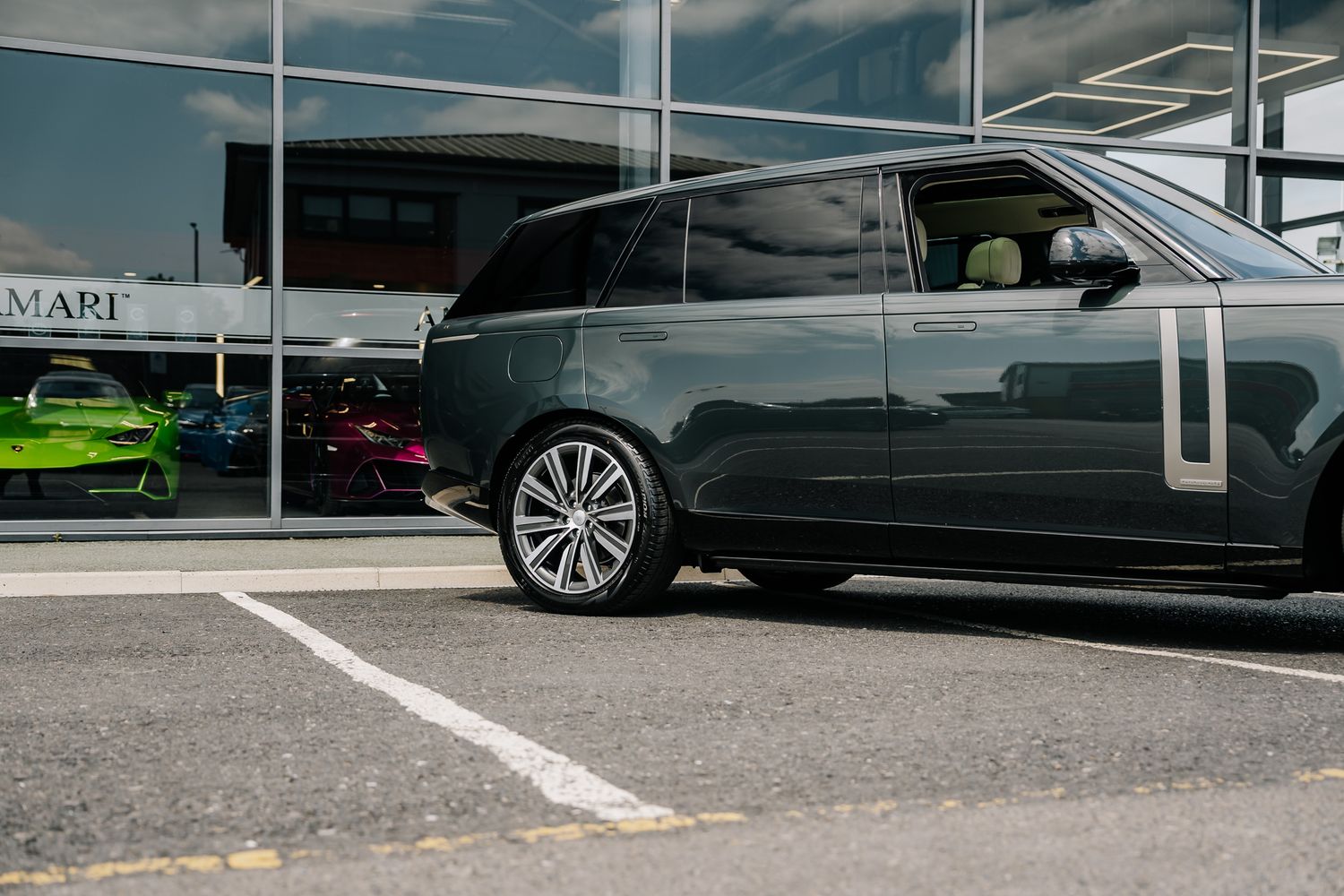 Land Rover Range Rover Autobiography LWB D350 MHEV