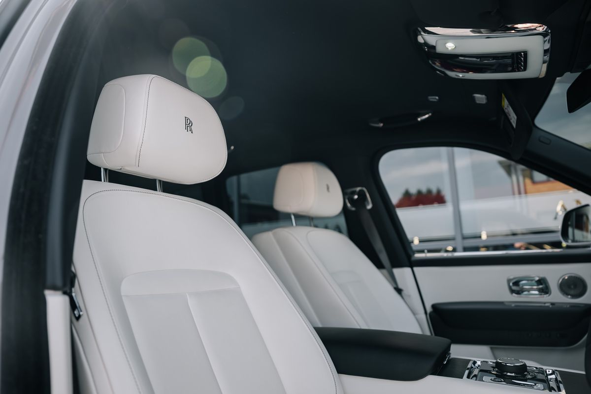 Rolls Royce Cullinan V12