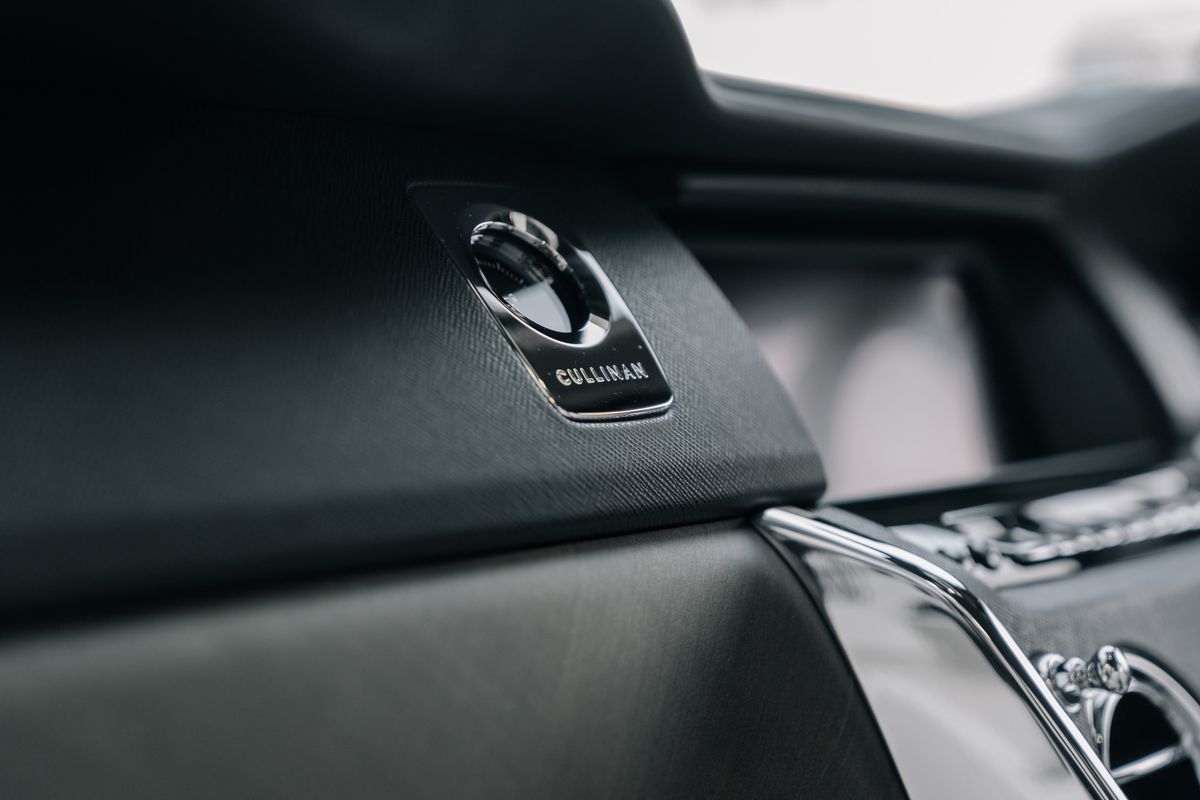 Rolls Royce Cullinan V12
