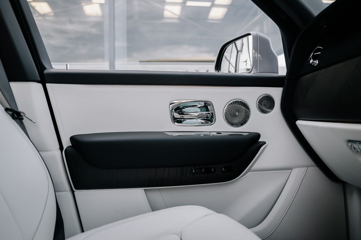 Rolls Royce Cullinan V12