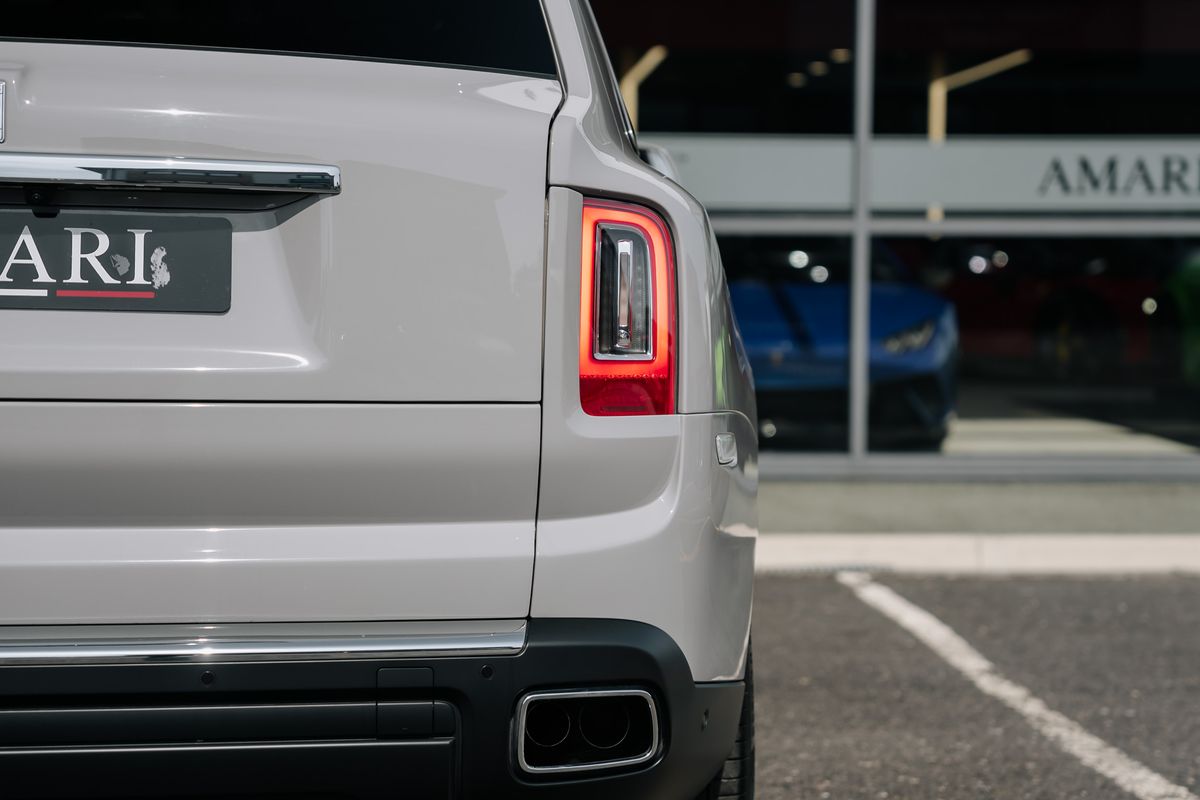 Rolls Royce Cullinan V12