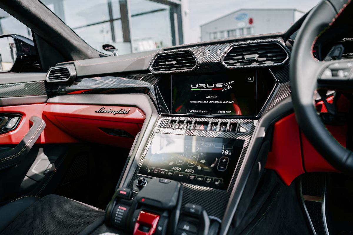 Lamborghini Urus S