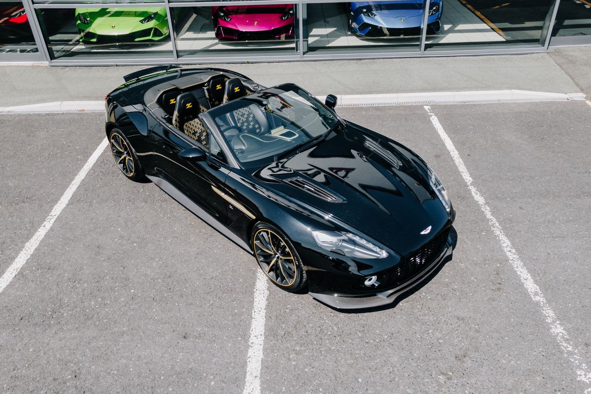 Aston Martin Vanquish Zagato Volante