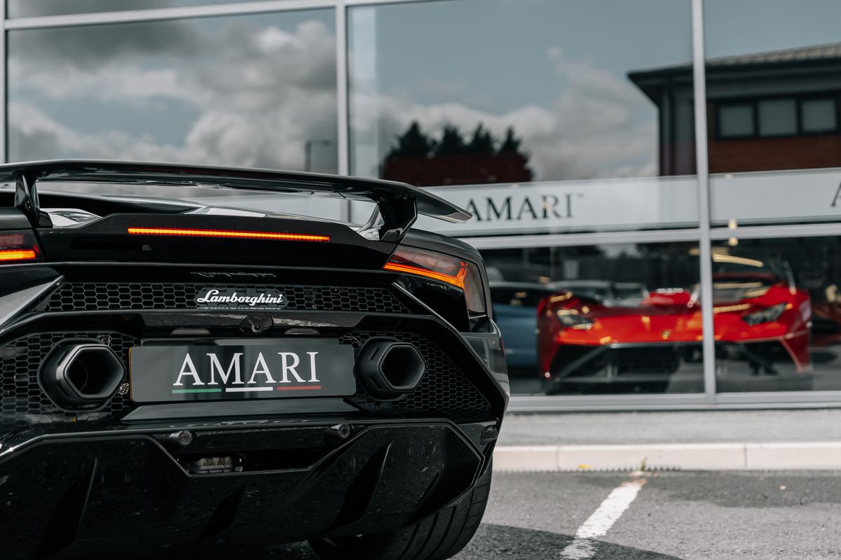 Lamborghini Huracan LP640-2 Tecnica