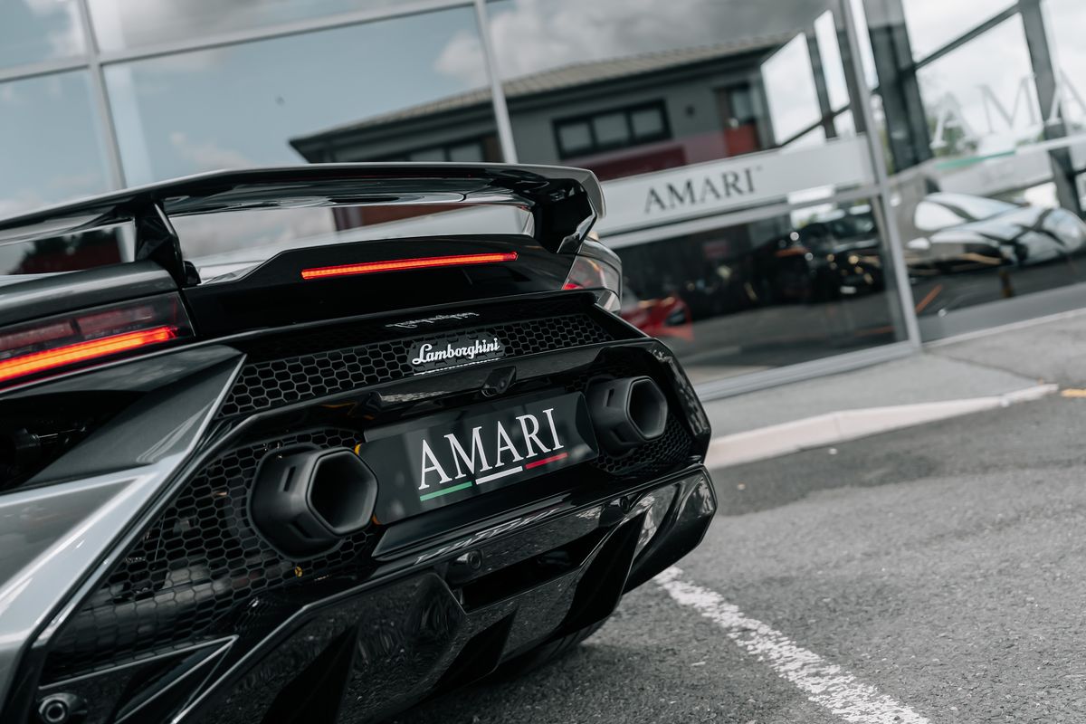 Lamborghini Huracan LP640-2 Tecnica