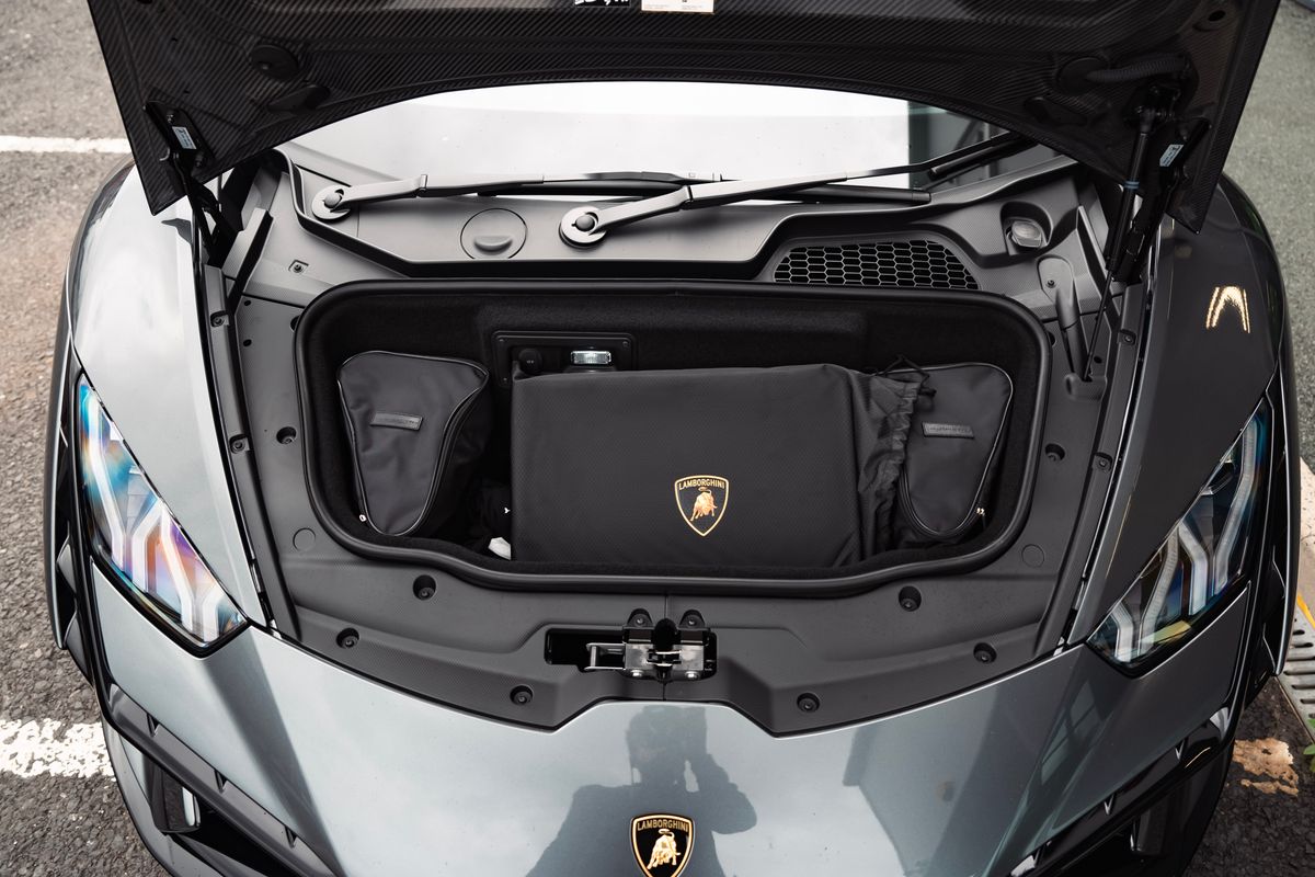 Lamborghini Huracan LP640-2 Tecnica