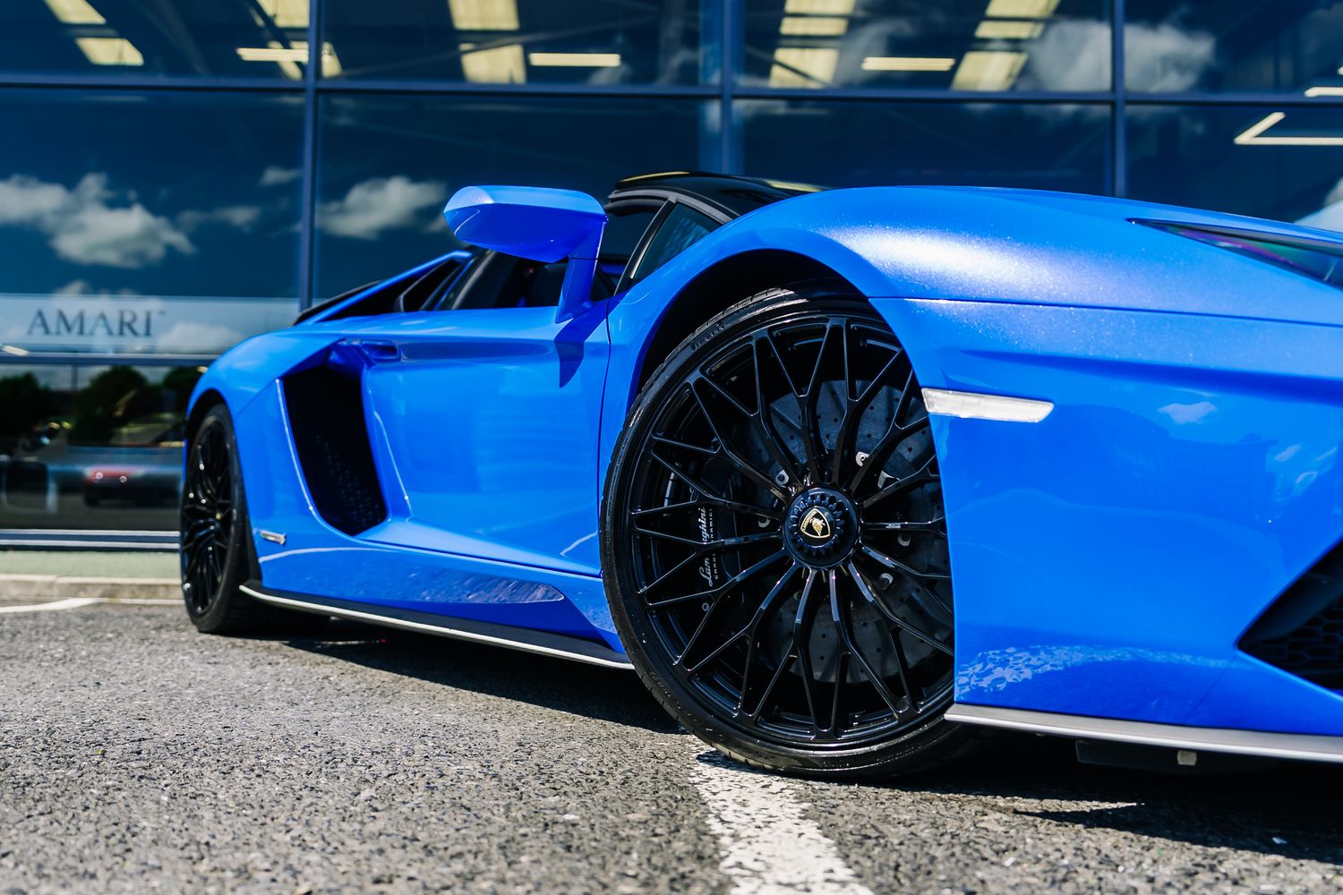 Lamborghini Aventador S Roadster LP 740-4