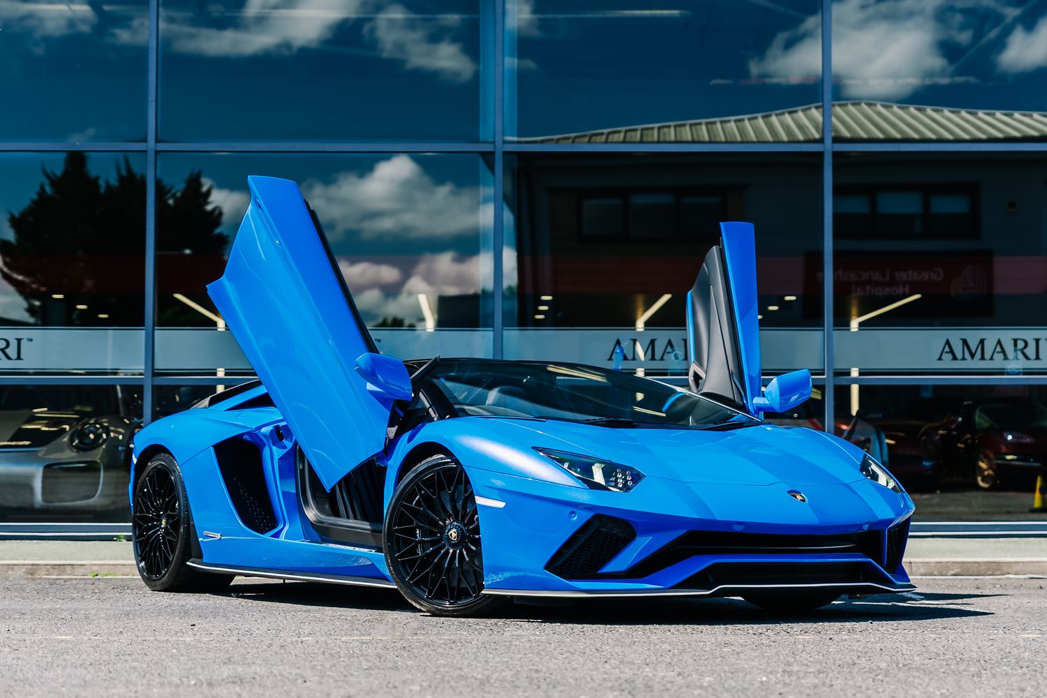 Lamborghini Aventador S Roadster LP 740-4