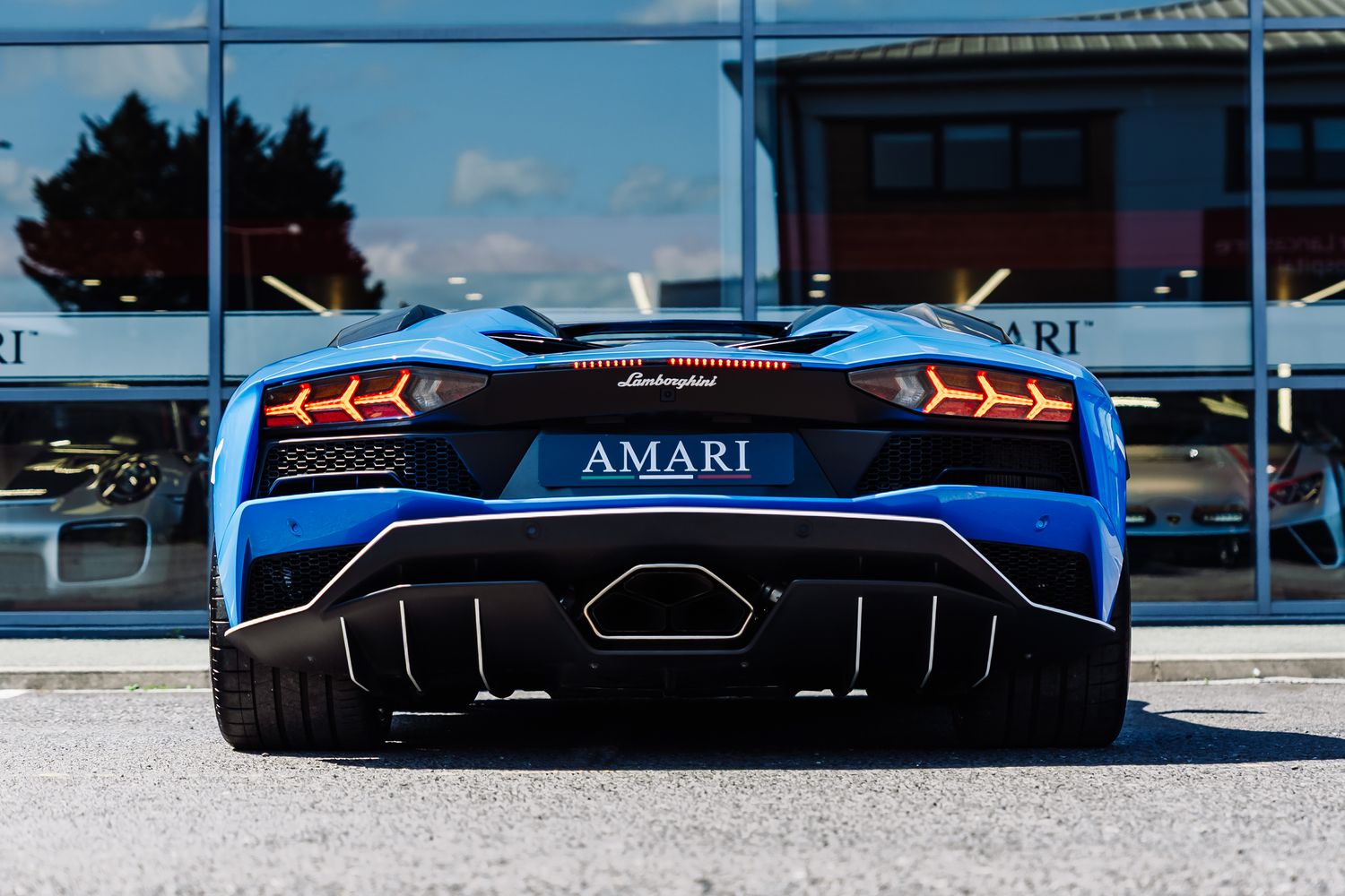 Lamborghini Aventador S Roadster LP 740-4